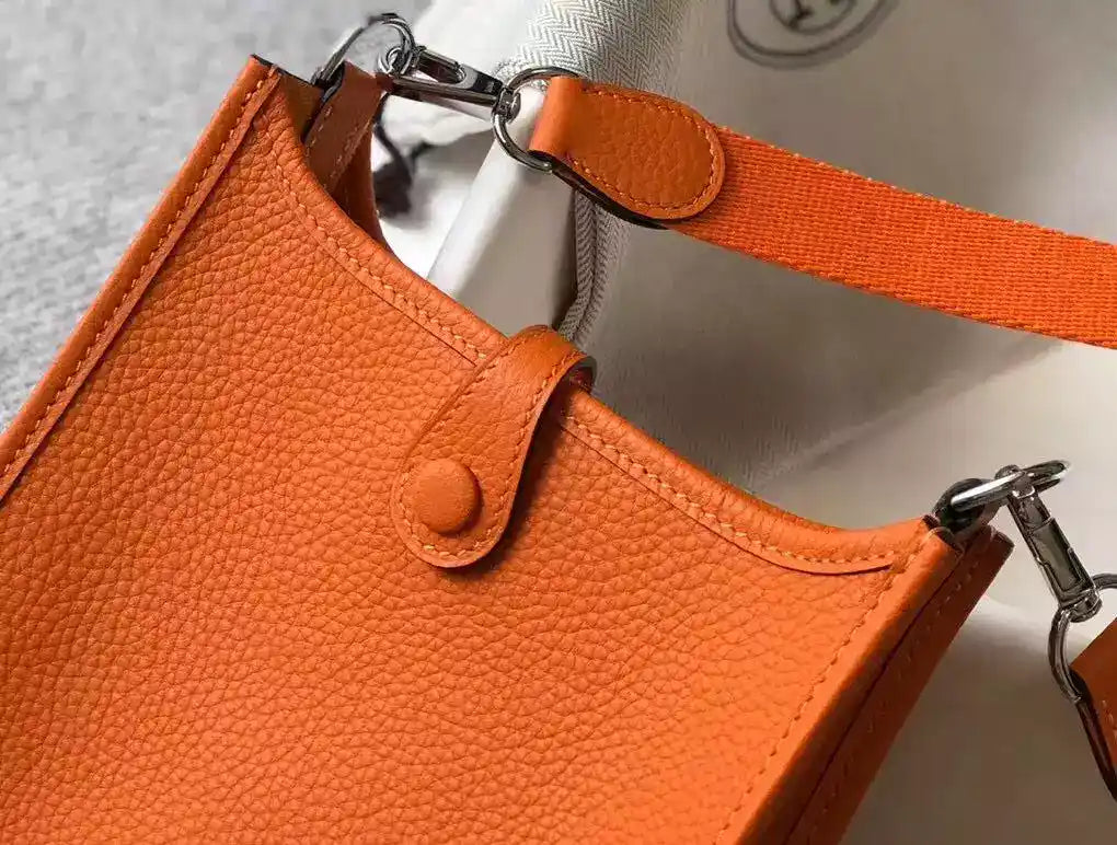 Hermes Evelyne III TPM Bag In Orange Clemence Leather – HW051