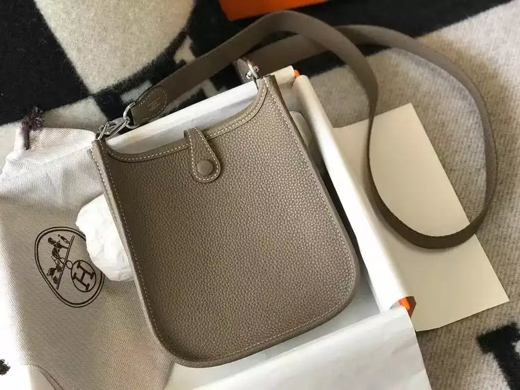 Hermes Evelyne III TPM Bag In Taupe Clemence Leather – HW053