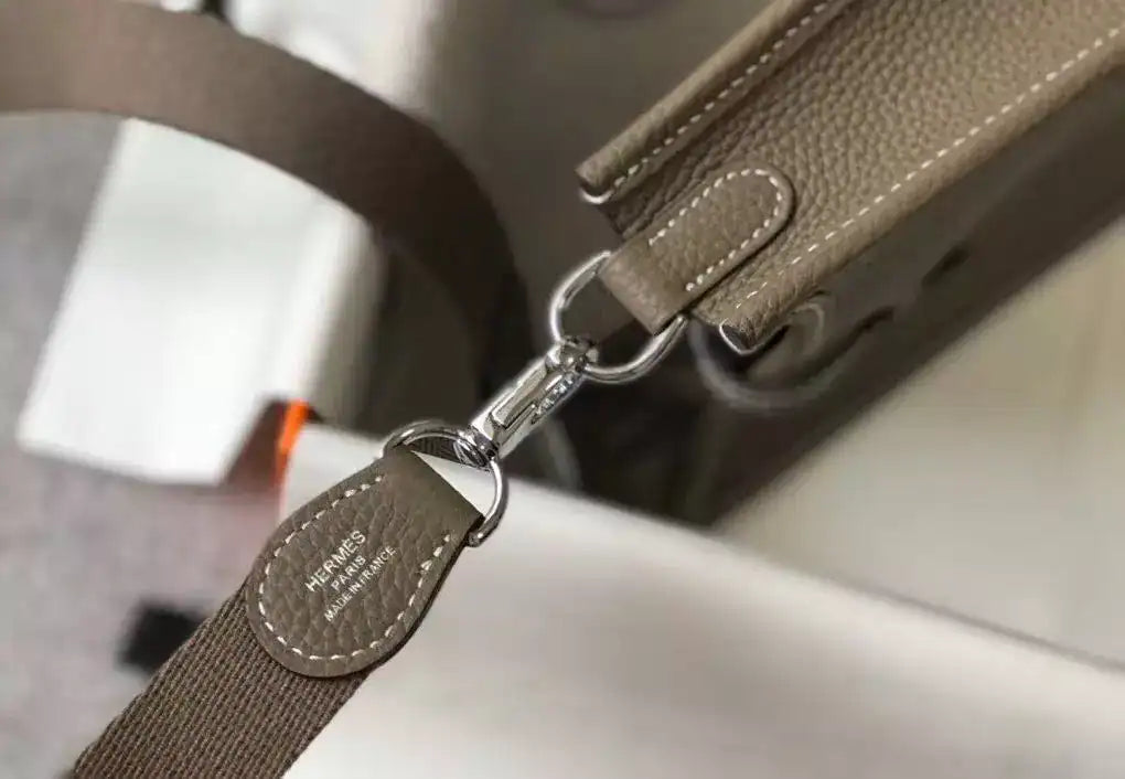 Hermes Evelyne III TPM Bag In Taupe Clemence Leather – HW053
