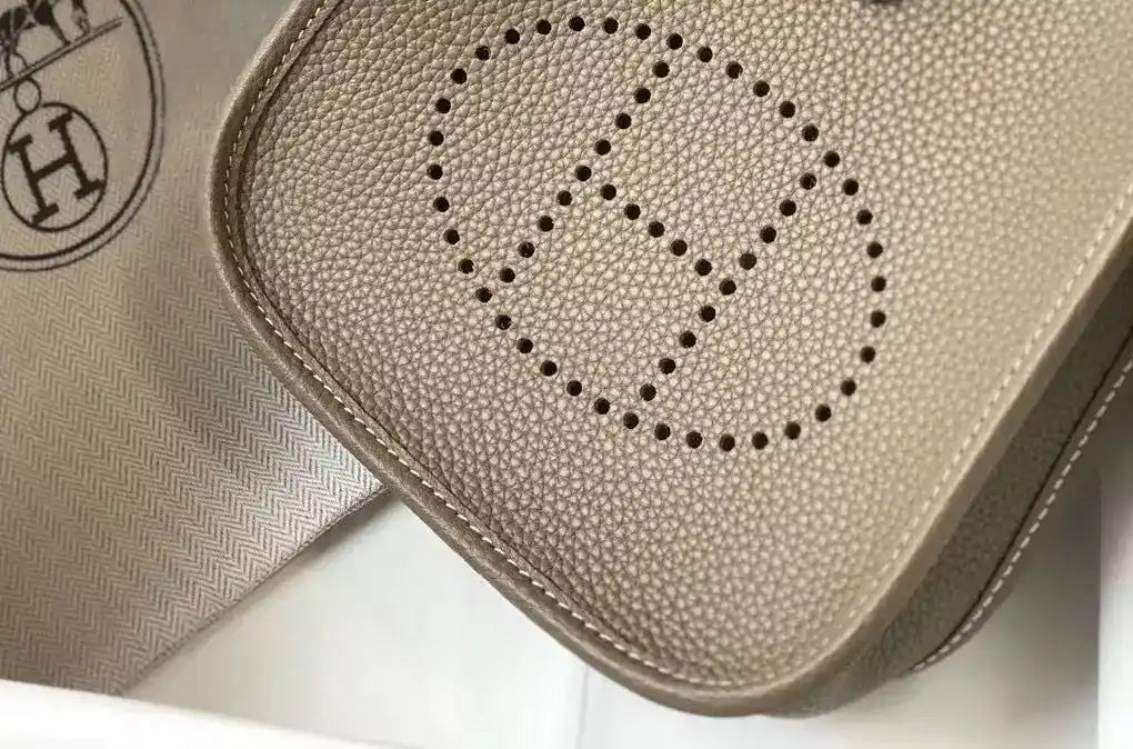 Hermes Evelyne III TPM Bag In Taupe Clemence Leather – HW053