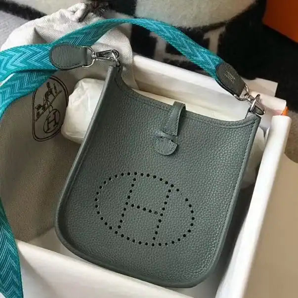 Hermes Evelyne III TPM Bag In Vert Amande Clemence Leather – HW047