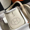 Hermes Evelyne III TPM Bag In beton Clemence Leather – HW054