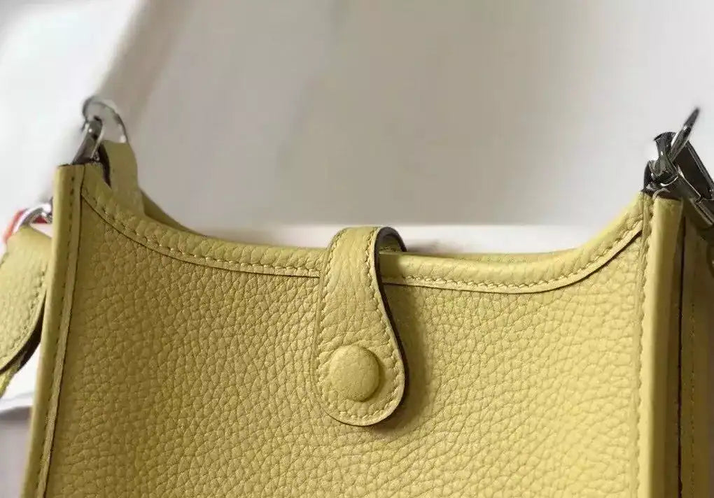 Hermes Evelyne III TPM Mini Bag In Jaune Poussin Clemence Leather – HW046