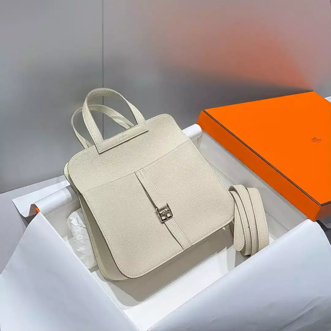Hermes Halzan 25 Bag in Craie Clemence Leather – HW092