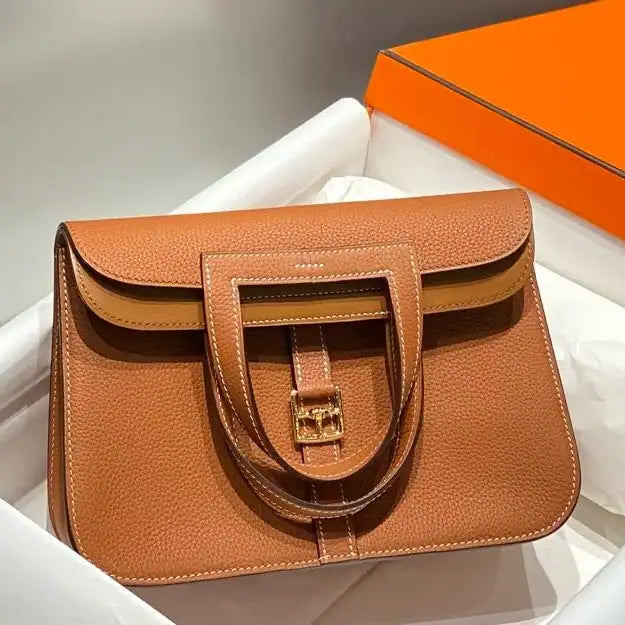 Hermes Halzan 25 Bag in Gold Clemence Leather – HW087