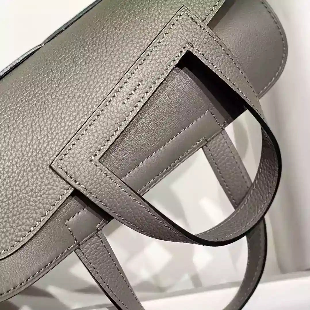 Hermes Halzan 25 Bag in Gris Meyer Clemence Leather – HW090