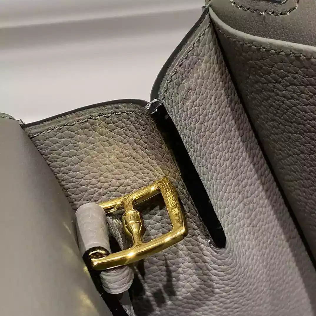 Hermes Halzan 25 Bag in Gris Meyer Clemence Leather – HW090