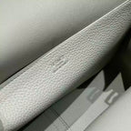 Hermes Halzan 25 Bag in Vert Fizz Clemence Leather – HW086