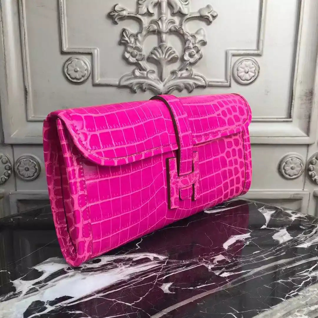 Hermes Jige Elan 29 Clutch In Rose Red Crocodile Leather – HW109