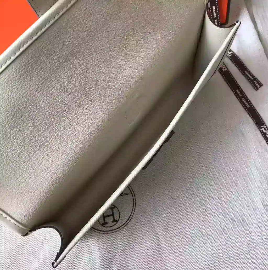 Hermes Jige Elan 29 Clutch In White Epsom Leather – HW102