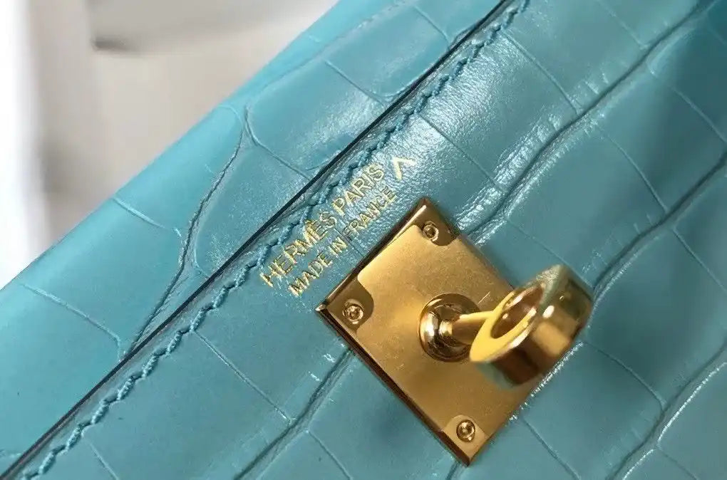 Hermes Kelly Mini II Bag In Blue Atoll Embossed Crocodile Leather – HW131