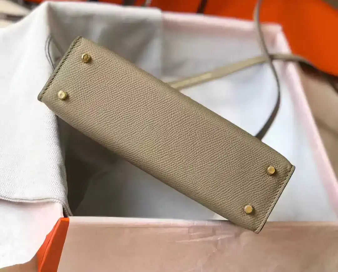 Hermes Kelly Mini II Bag In Gris Tourterelle Epsom Leather GHW – HW118
