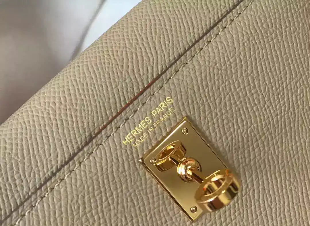 Hermes Kelly Mini II Bag In Gris Tourterelle Epsom Leather GHW – HW118