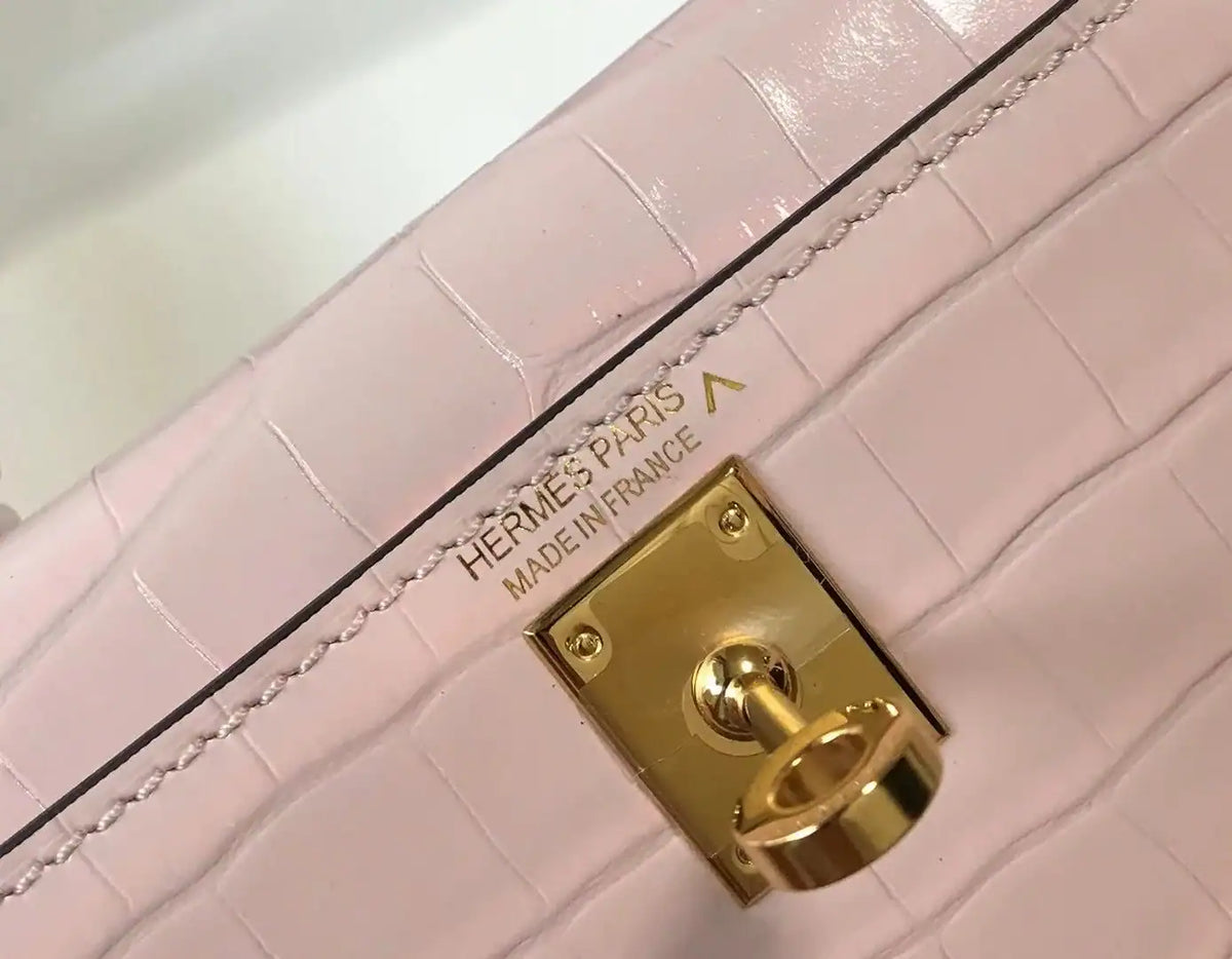 Hermes Kelly Mini II Bag In Rose Dragee Embossed Crocodile Leather – HW132