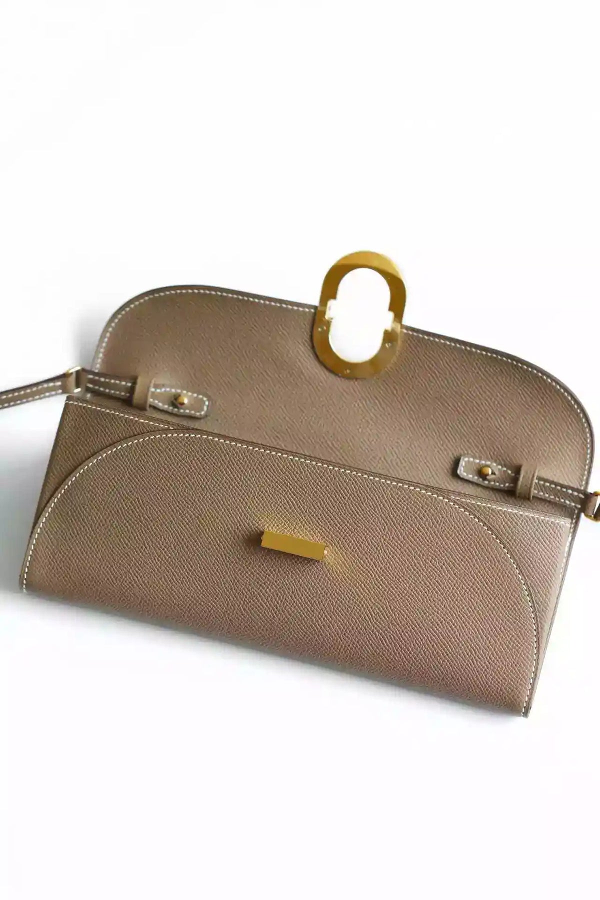 Hermes Maillon To Go Wallet in Taupe Epsom Calfskin – HW176