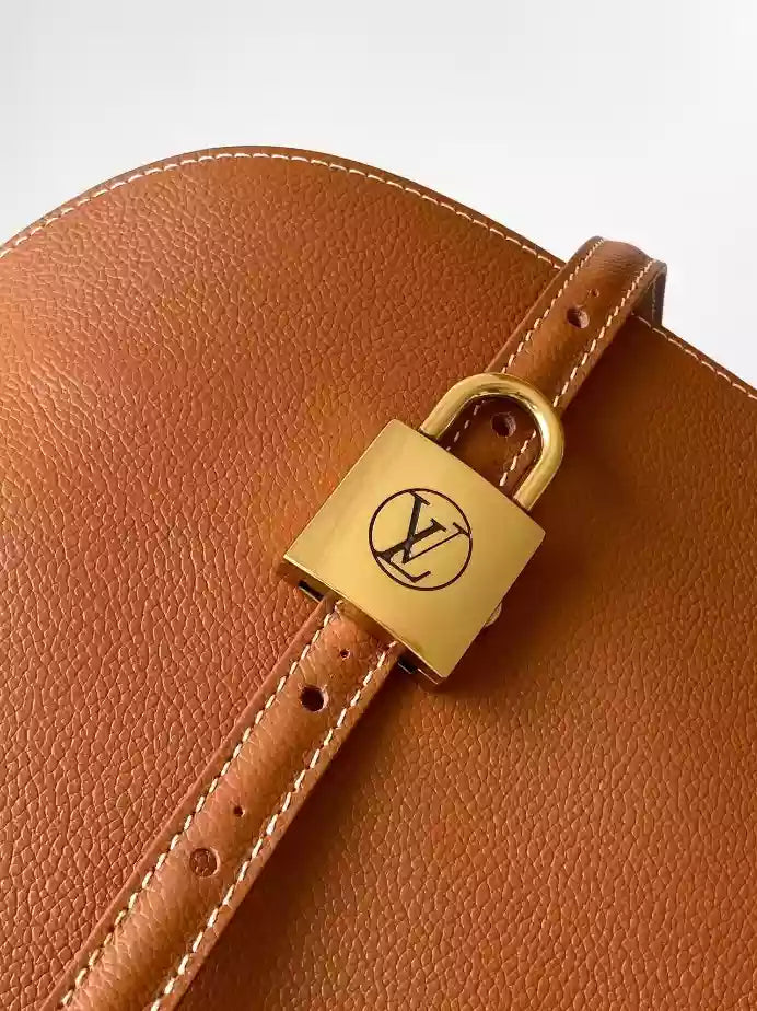 Louis Vuitton Low Key Duffle Tote – LW477