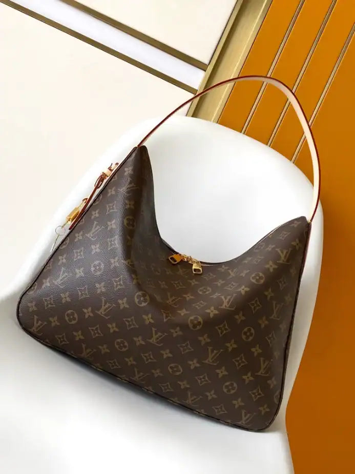 Louis Vuitton Slouchy MM – LW462