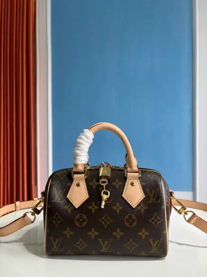 Louis Vuitton Speedy Bandoulière 20 Monogram – LW469