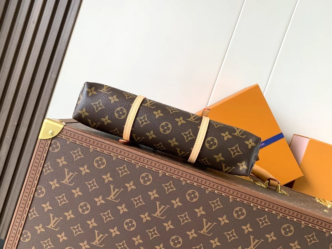 Louis Vuitton Squire East West – LW473