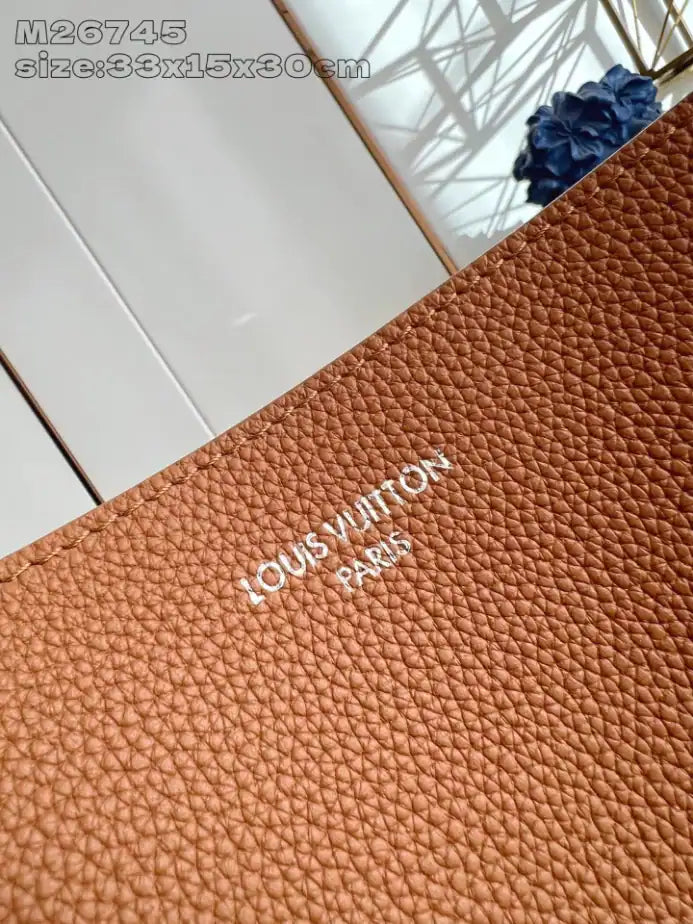 Louis Vuitton Verso Tote Bag – LW460