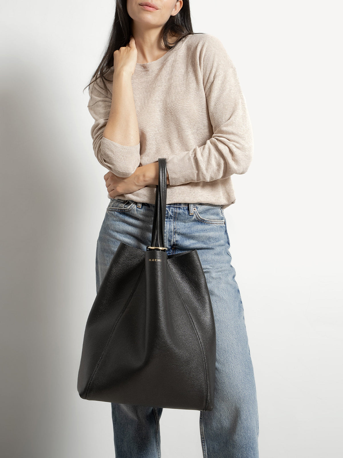 The Lola Grande Tote