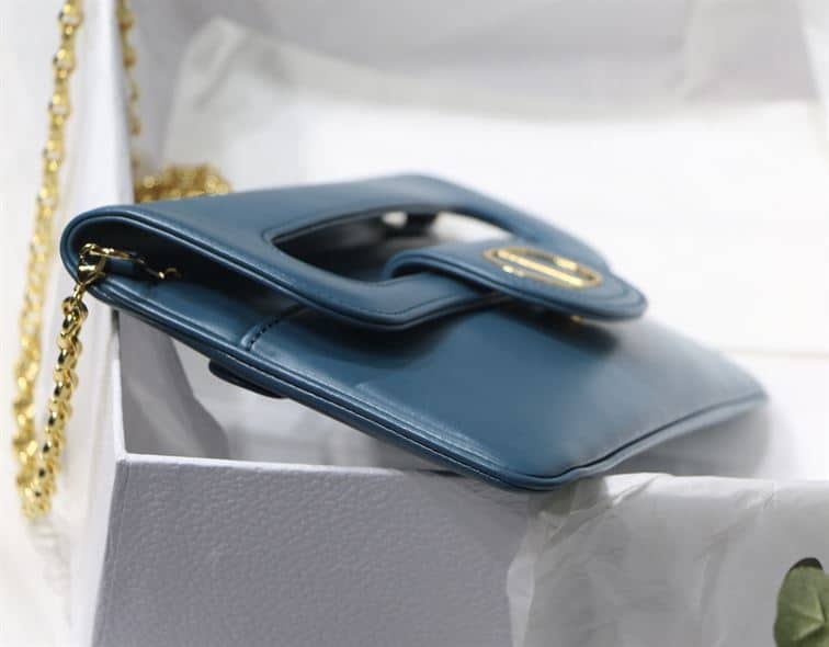 DIOR AUTHENTICATED AVENUE HANDBAG LEATHER BLUE – DOB116