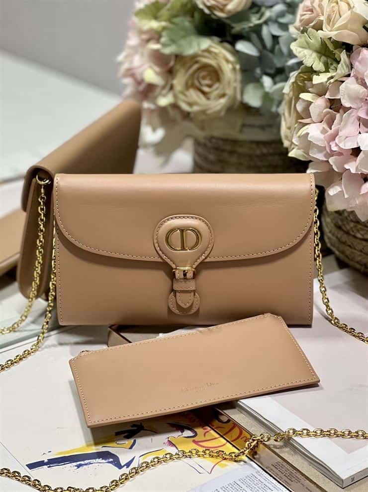 DIOR BOBBY EAST-WEST POUCH WITH CHAIN BEIGE SMOOTH CALFSKIN – DOB101