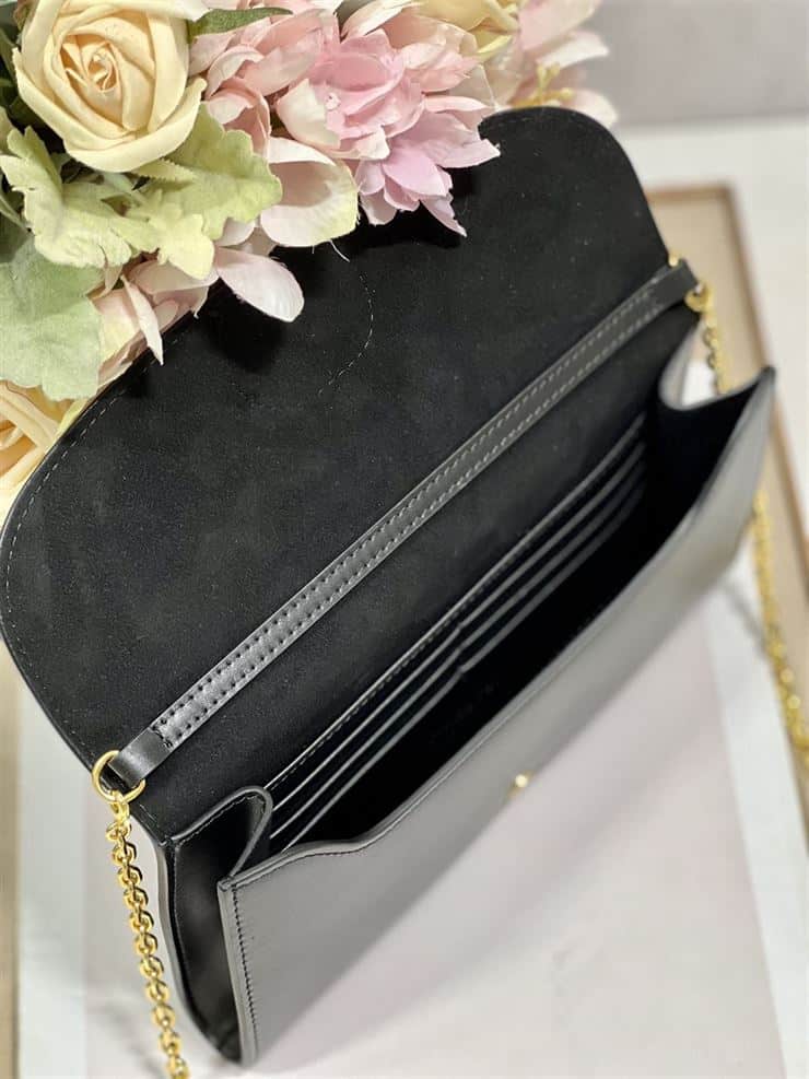 DIOR BOBBY EAST-WEST POUCH WITH CHAIN BLACK SMOOTH CALFSKIN – DOB098