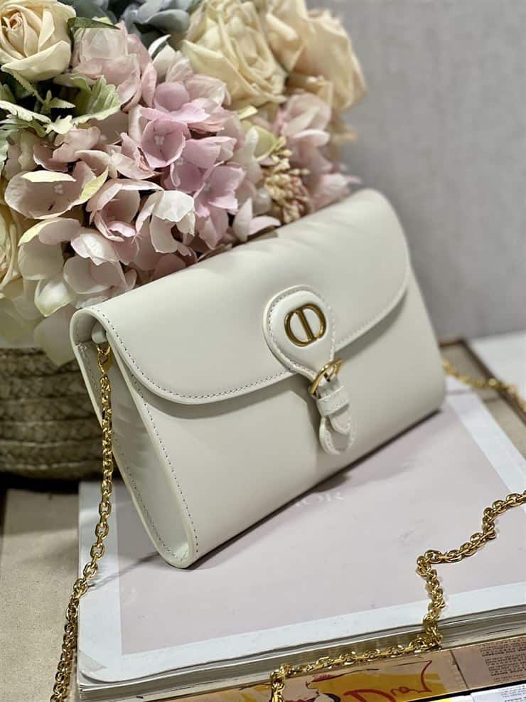 DIOR BOBBY EAST-WEST POUCH WITH CHAIN LATTE SMOOTH CALFSKIN – DOB099