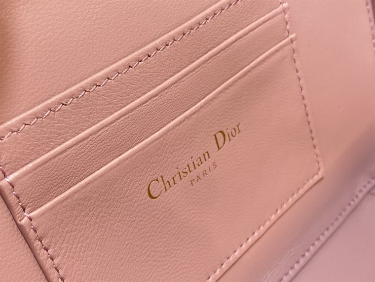 DIOR CARO BOX BAG ROSE DES VENTS QUILTED MACROCANNAGE CALFSKIN – DOB072