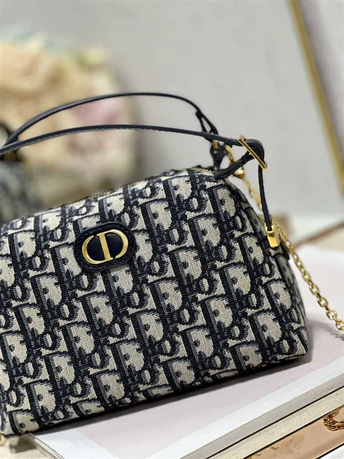 DIOR CARO D-COSY BAG BLUE DIOR OBLIQUE JACQUARD – DOB089