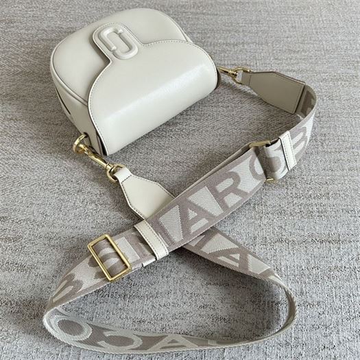 DIOR MARC JACOBS THE J MACRC LATTE SADDLE BAG – DOB090