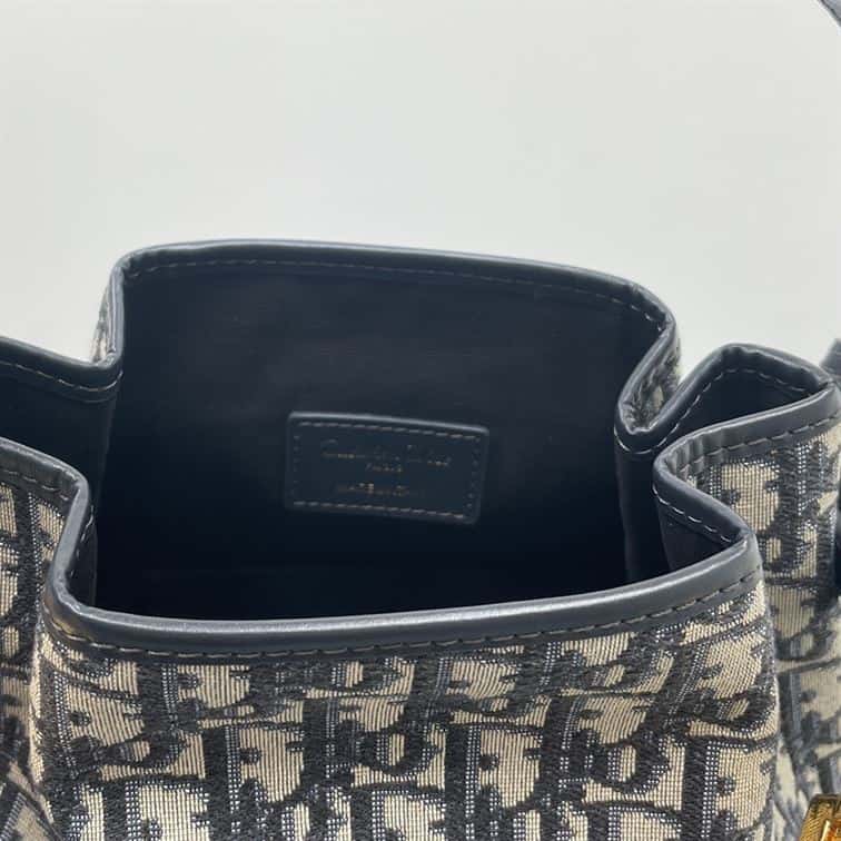 DIOR MEDIUM C EST DIOR BAG BLUE DIOR OBLIQUE JACQUARD – DOB045