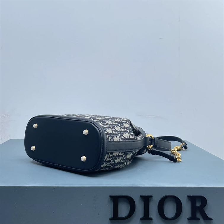 DIOR MEDIUM C EST DIOR BAG BLUE DIOR OBLIQUE JACQUARD – DOB045