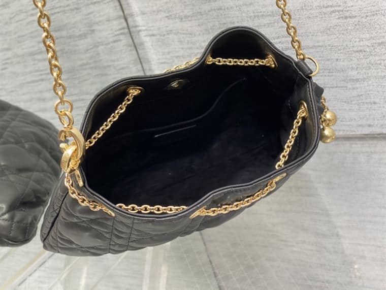 DIOR MEDIUM DIOR AMMI BAG BLACK SUPPLE MACROCANNAGE LAMBSKIN – DOB031