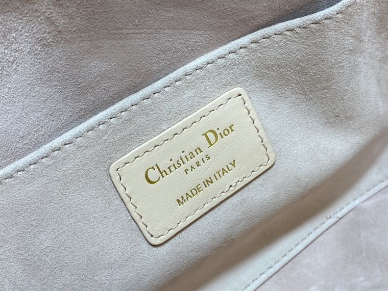 DIOR MEDIUM DIOR AMMI BAG SAND PINK SUPPLE MACROCANNAGE LAMBSKIN – DOB032