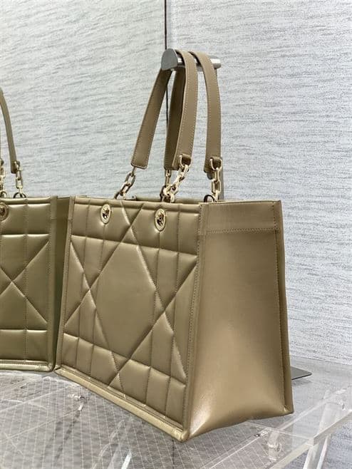 DIOR MEDIUM DIOR ESSENTIAL TOTE BAG BROWN ARCHICANNAGE CALFSKIN – DOB070