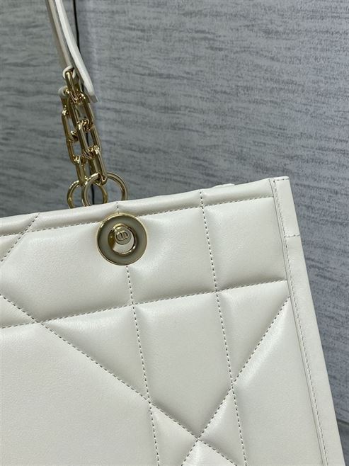 DIOR MEDIUM DIOR ESSENTIAL TOTE BAG WHITE ARCHICANNAGE CALFSKIN – DOB069