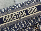 DIOR MEDIUM DIORCAMP BAG BLUE DIOR OBLIQUE EMBROIDERY – DOB077
