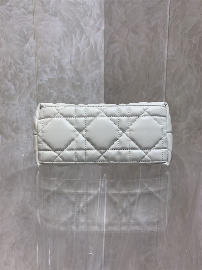DIOR MEDIUM DIORTRAVEL NOMAD POUCH WHITE MACROCANNAGE CALFSKIN – DOB079