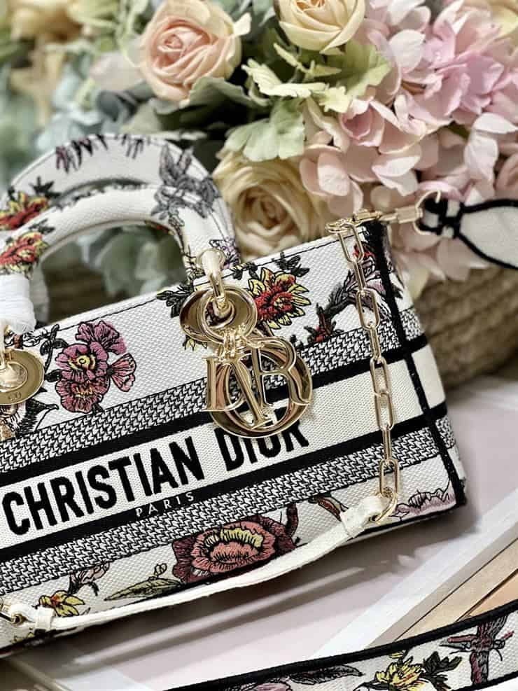 DIOR MEDIUM LADY D-JOY BAG – DOB026