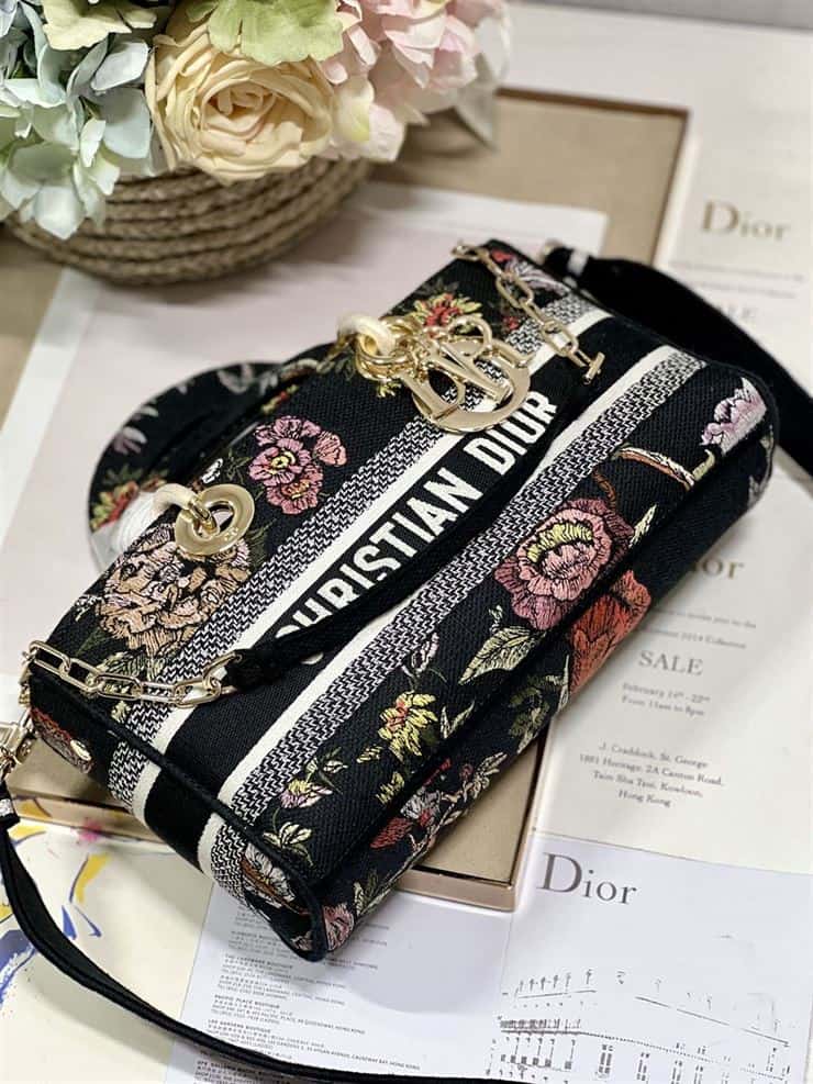 DIOR MEDIUM LADY D-JOY BAG – DOB027