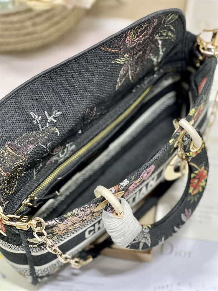 DIOR MEDIUM LADY D-JOY BAG – DOB027