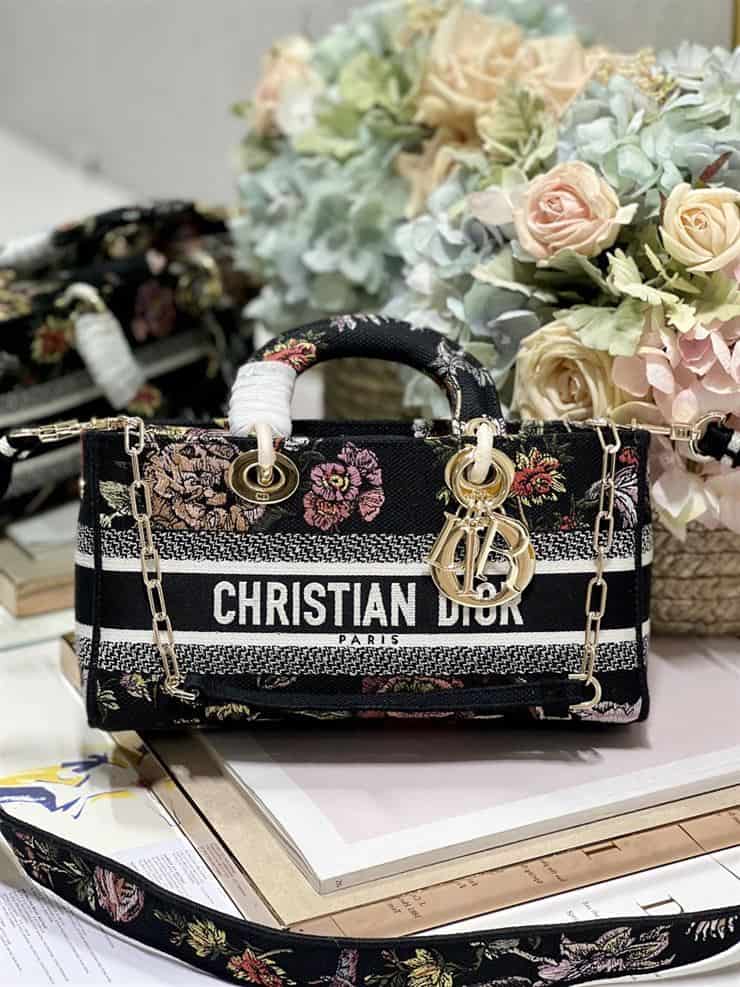 DIOR MEDIUM LADY D-JOY BAG – DOB027
