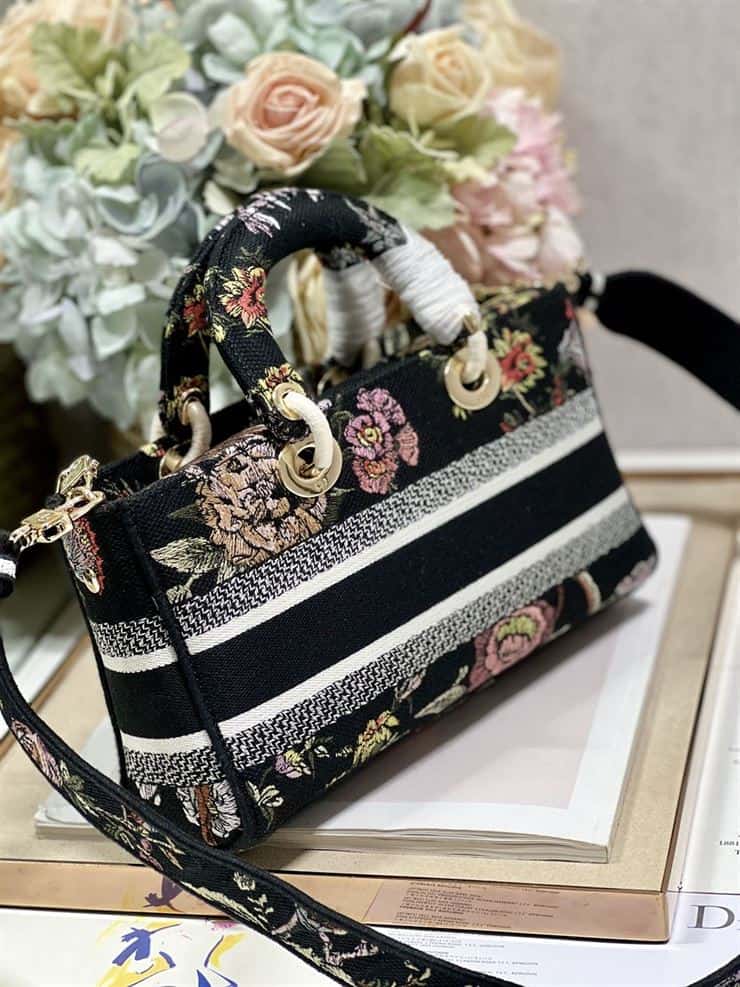 DIOR MEDIUM LADY D-JOY BAG – DOB027