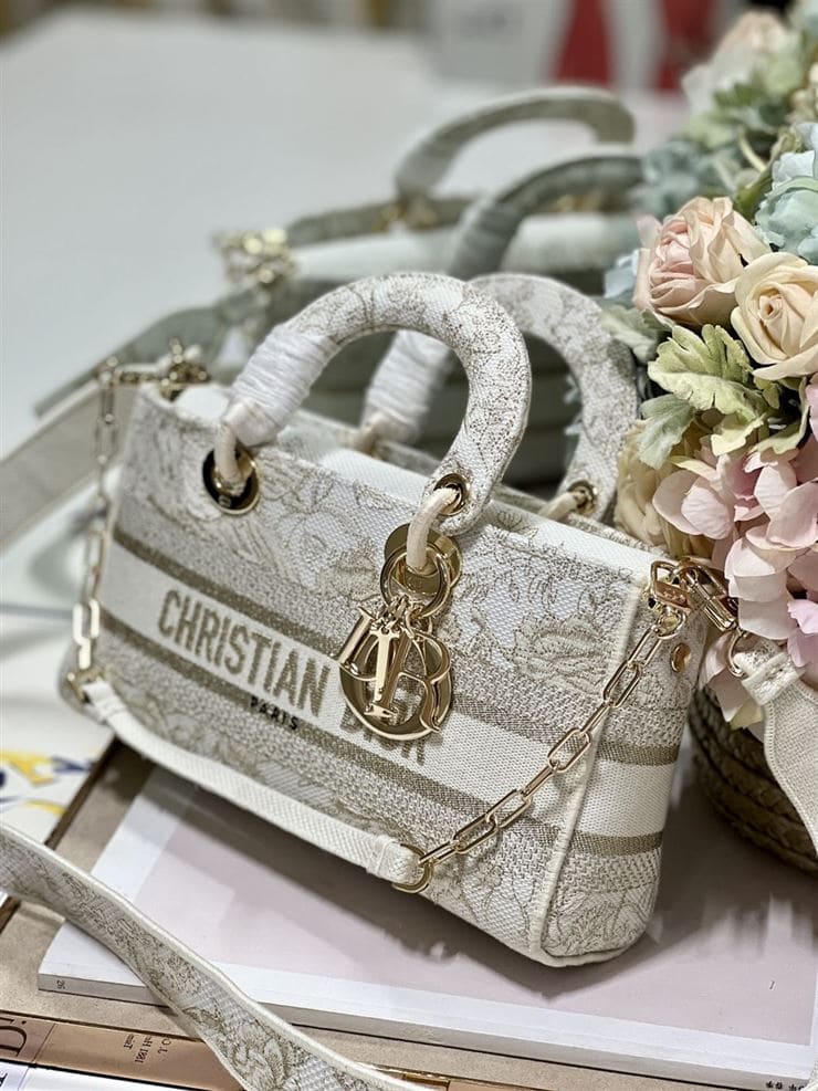 DIOR MEDIUM LADY D-JOY BAG – DOB028