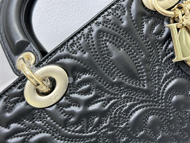 DIOR MEDIUM LADY D-JOY BAG BLACK QUILTED EFFECT LAMBSKIN WITH ORNAMENTAL MOTIF – DOB059