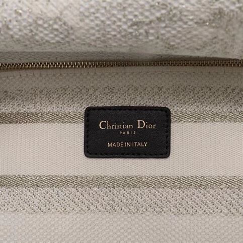 DIOR MEDIUM LADY D-LITE WHITE BAG – DOB010