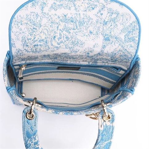 DIOR MEDIUM LADY D-LITE BAG CORNFLOWER BLUE TOILE DE JOUY EMBROIDERY – DOB009