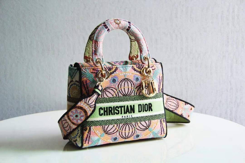 DIOR MEDIUM LADY D-LITE BAG IN MULTICOLOR LIGHTS EMBROIDERY – DOB017